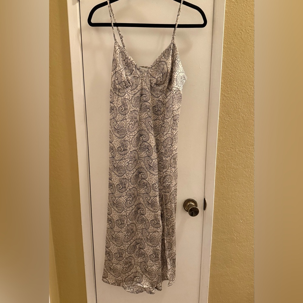 Timing Cream and Black Paisley Dress